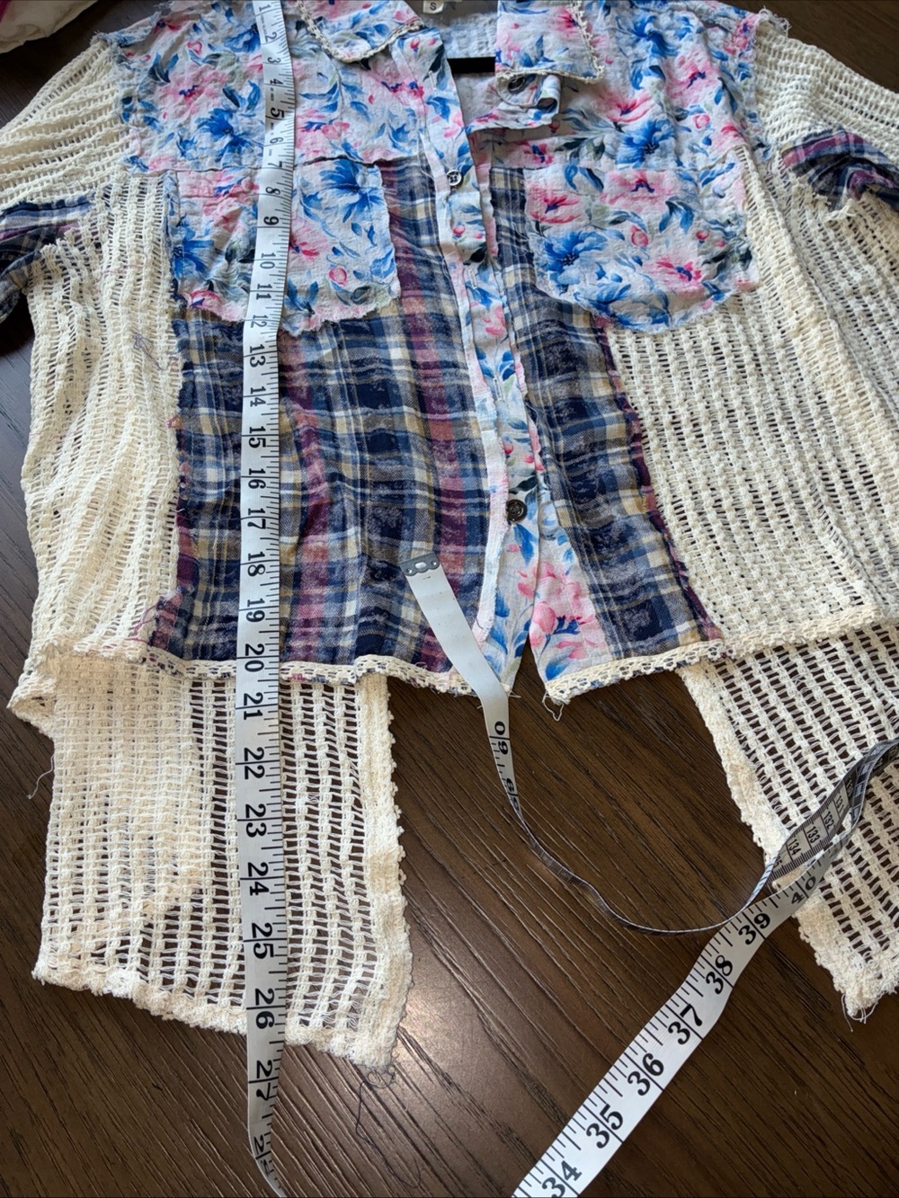 POL Floral Button-Up Shirt in Blue Pink Cream - Picture 9 of 11